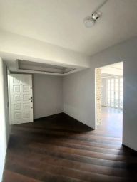 https://img.olx.com.br/thumbs256x256/43/435528763282392.jpg