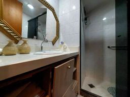 https://img.olx.com.br/thumbs256x256/43/435562520800459.jpg