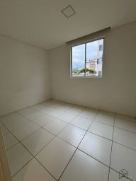 https://img.olx.com.br/thumbs256x256/43/437594512437169.jpg