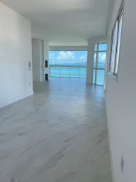 https://img.olx.com.br/thumbs256x256/43/438569294878174.jpg