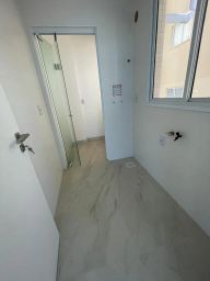 https://img.olx.com.br/thumbs256x256/43/438582173000169.jpg