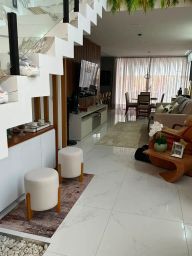 https://img.olx.com.br/thumbs256x256/43/438693196323381.jpg