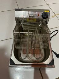 https://img.olx.com.br/thumbs256x256/43/439511398698449.jpg