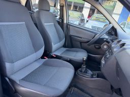 https://img.olx.com.br/thumbs256x256/44/441682311907349.jpg