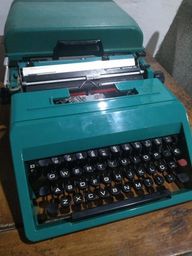 Título do anúncio: Maquina de escrever 