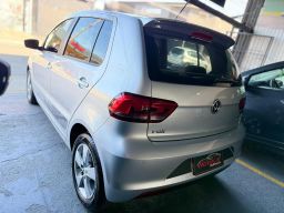 https://img.olx.com.br/thumbs256x256/44/443684033353647.jpg