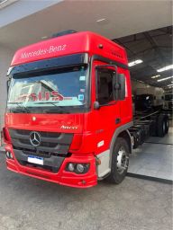 https://img.olx.com.br/thumbs256x256/44/444466477854405.jpg