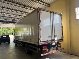https://img.olx.com.br/thumbs256x256/44/446451838120117.jpg