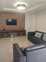 https://img.olx.com.br/thumbs256x256/44/446538526111848.jpg