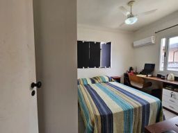 https://img.olx.com.br/thumbs256x256/44/448532523468882.jpg