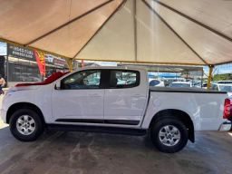 https://img.olx.com.br/thumbs256x256/44/449543758714721.jpg