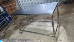 https://img.olx.com.br/thumbs256x256/44/449574525642697.jpg