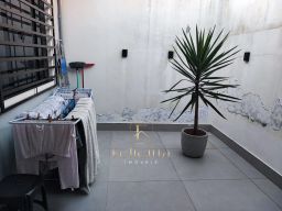 https://img.olx.com.br/thumbs256x256/45/450522761791792.jpg