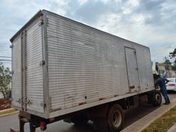 Título do anúncio: Baú 6,8 metros P/ caminhão toco ou truck 