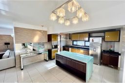 https://img.olx.com.br/thumbs256x256/45/452521880804357.jpg