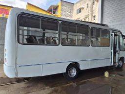 https://img.olx.com.br/thumbs256x256/45/453648872169152.jpg