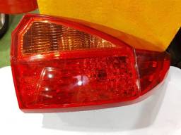 Título do anúncio: Lanterna traseira Honda Civic city CRV fit Twister, Aparti de $ 180, cada