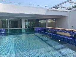https://img.olx.com.br/thumbs256x256/45/459508162170190.jpg