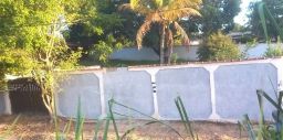 https://img.olx.com.br/thumbs256x256/45/459515760617166.jpg