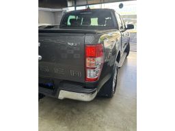 https://img.olx.com.br/thumbs256x256/46/461687099835580.jpg