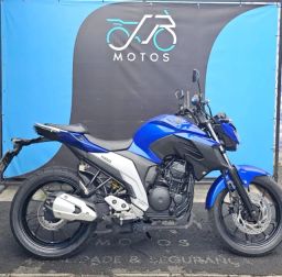 https://img.olx.com.br/thumbs256x256/46/462638917977545.jpg