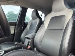 https://img.olx.com.br/thumbs256x256/46/464553647800380.jpg