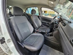 https://img.olx.com.br/thumbs256x256/46/464562643790874.jpg