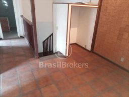 https://img.olx.com.br/thumbs256x256/46/465517283020823.jpg