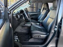 https://img.olx.com.br/thumbs256x256/46/465650445301889.jpg