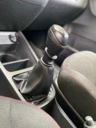 https://img.olx.com.br/thumbs256x256/46/466664407697851.jpg