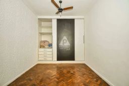 https://img.olx.com.br/thumbs256x256/46/467515161650763.jpg