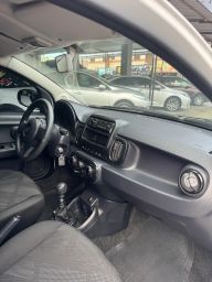 https://img.olx.com.br/thumbs256x256/46/467622285736990.jpg