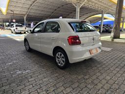 https://img.olx.com.br/thumbs256x256/46/468553647169338.jpg