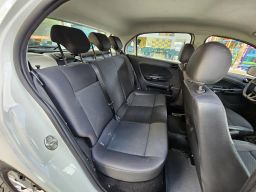 https://img.olx.com.br/thumbs256x256/46/468558280734561.jpg