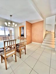 https://img.olx.com.br/thumbs256x256/46/469580644819868.jpg
