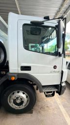 https://img.olx.com.br/thumbs256x256/46/469666410374833.jpg