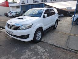 https://img.olx.com.br/thumbs256x256/47/470594627941436.jpg