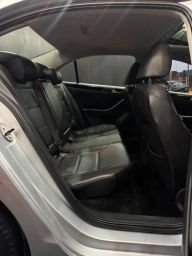 https://img.olx.com.br/thumbs256x256/47/470667422577876.jpg
