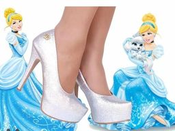 scarpin princesas disney