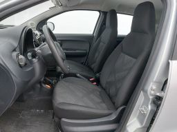 https://img.olx.com.br/thumbs256x256/47/472518287244270.jpg