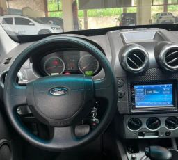 https://img.olx.com.br/thumbs256x256/47/472563523383898.jpg