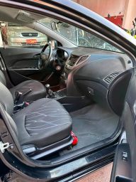 https://img.olx.com.br/thumbs256x256/47/472645670791426.jpg