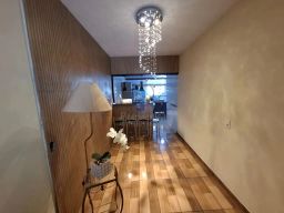 https://img.olx.com.br/thumbs256x256/47/473589521011600.jpg