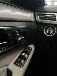 https://img.olx.com.br/thumbs256x256/47/475530272973504.jpg