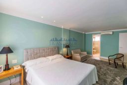 https://img.olx.com.br/thumbs256x256/47/475537761437167.jpg