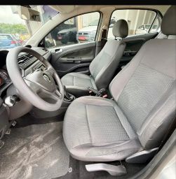 https://img.olx.com.br/thumbs256x256/47/475657792214336.jpg