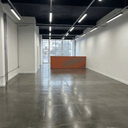 https://img.olx.com.br/thumbs256x256/47/475677429967021.jpg