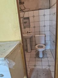 https://img.olx.com.br/thumbs256x256/47/475682913735083.jpg