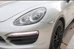 Título do anúncio: Porshe Cayenne S V8 Entrada + Assumir baixa Prestação 