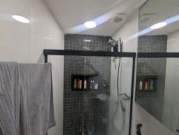 https://img.olx.com.br/thumbs256x256/47/476567526725883.jpg